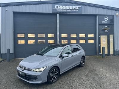 VW Golf GOLF LIMITED 1.5 TSI eHybrid DS6+ Toit Ouvrant (2026) - Photo 1