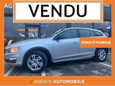 Volvo V60 vente privé (2018) - Photo 1