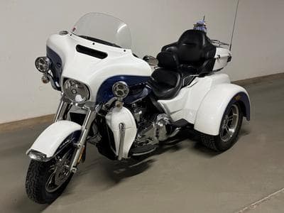 Harley-Davidson Tri Glide Ultra (2015) - Photo 1