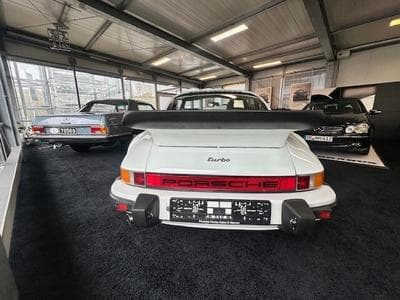 Porsche 911 930 Turbo (1983) - Photo 1
