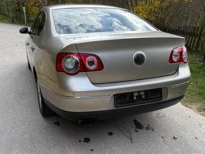 VW Passat B6 (2007) - Photo 1