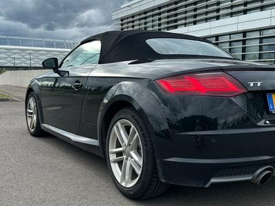 Audi TT Roadster S-line (2015) - Photo 1