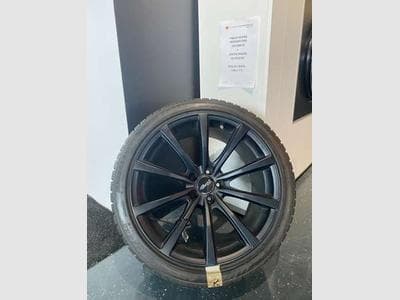 Remorque JANTES + PNEUS HIVERS BRIDGESTONE 285/35RF20 (2026) - Photo 1