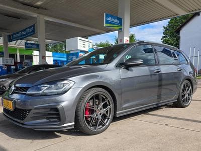 VW Golf VII GTD DSG Variant (2017) - Photo 1