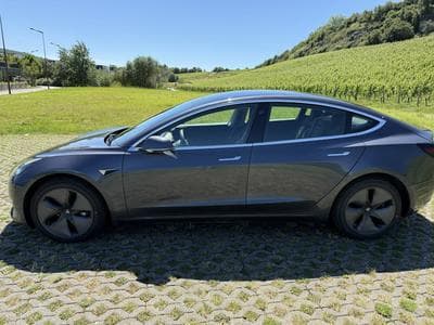 Tesla Model 3 Long Range Dual Motor AWD (2019) - Photo 1