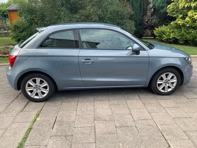 Audi A1 8X (2012) - Photo 1