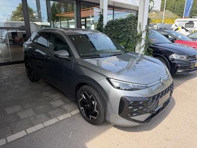 VW T-Roc R-Line 1.5 eTSI DSG7 (2026) - Photo 1