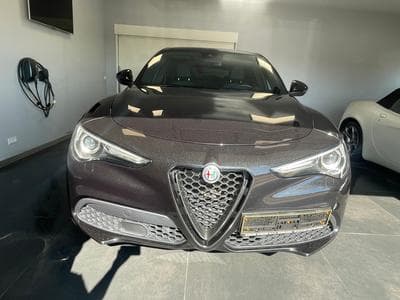 Alfa-Romeo Stelvio Sprint (2020) - Photo 1