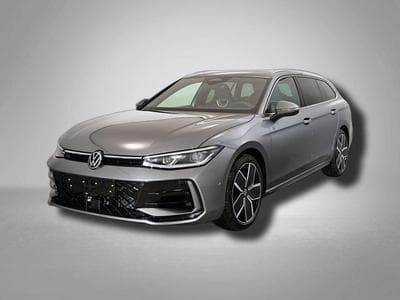 VW Passat Variant R-Line 2.0 TSI 7-Gang-DSG 4x4 (2025) - Photo 1