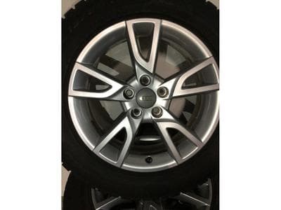 Jantes et pneus – 17" - Photo 1