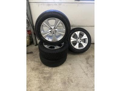 Jantes alu + Pneus h 18" 235/60 R18 107H (2026) - Photo 1