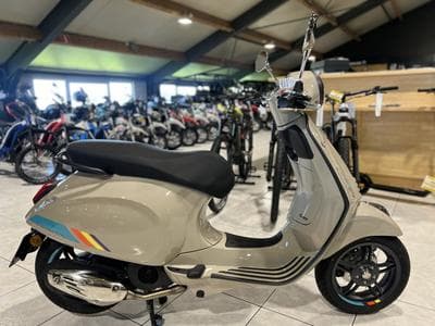 Vespa Primavera S beige (2026) - Photo 1