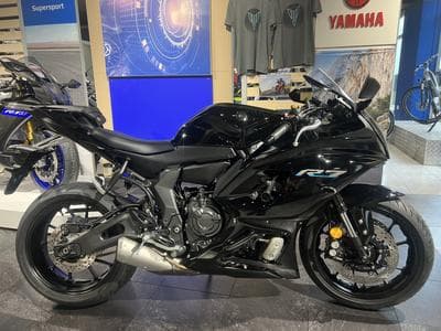 Yamaha R7 (2026) - Photo 1