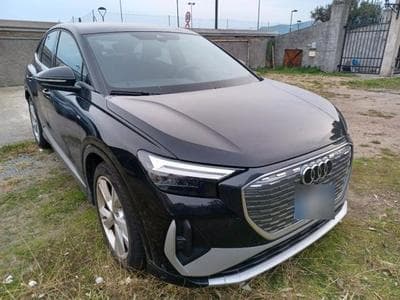 Audi Q4 e-tron Standard (2023) - Photo 1