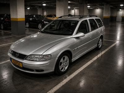 Opel Vectra 2.0 dTi 100 Caravan (2000) - Photo 1