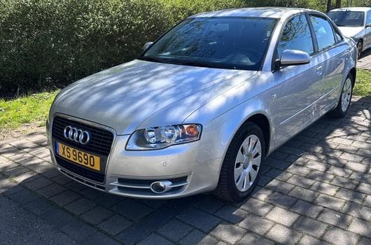 Audi A4 (2006) - Photo 2