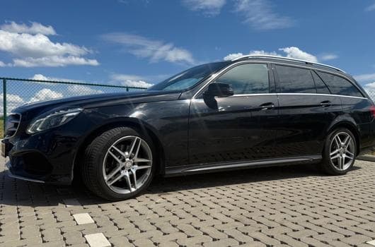 Mercedes E 250 AMG Line 4Matic (2015) - Photo 6