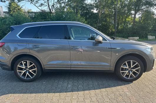 VW Touareg R-line (2022) - Photo 12