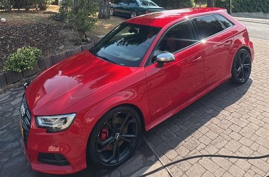 Audi S3 Sportback 2.0 TFSI quattro S tronic (2019) - Photo 1