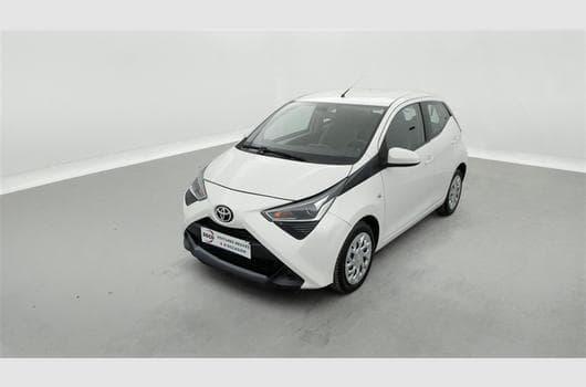Toyota Aygo 1.0i VVT-i X-Play AUTO (2020) - Photo 2