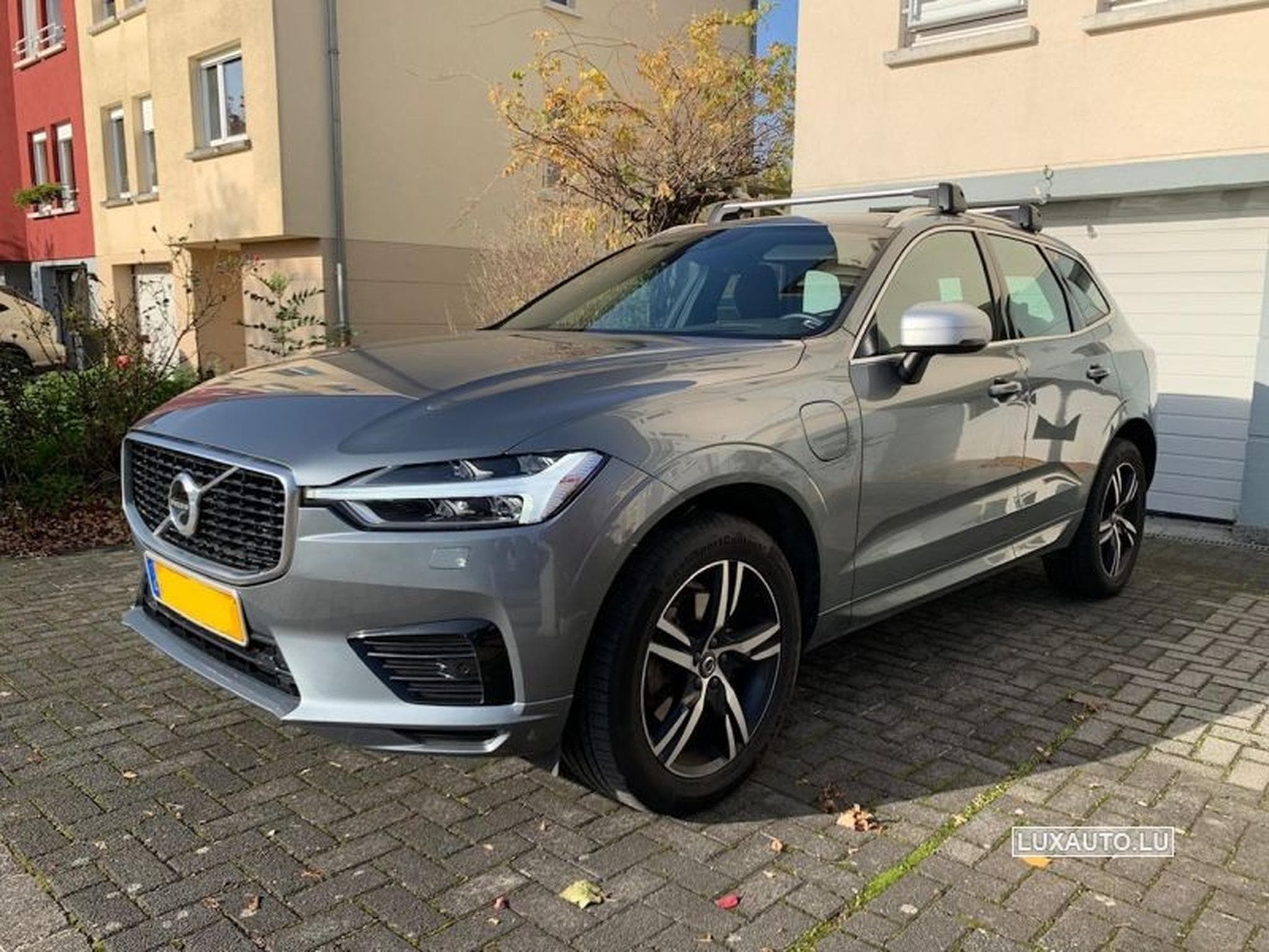 Volvo XC60 2.0 T8 Twin Engine R-Design eAWD Geartronic (2018) - Photo 14