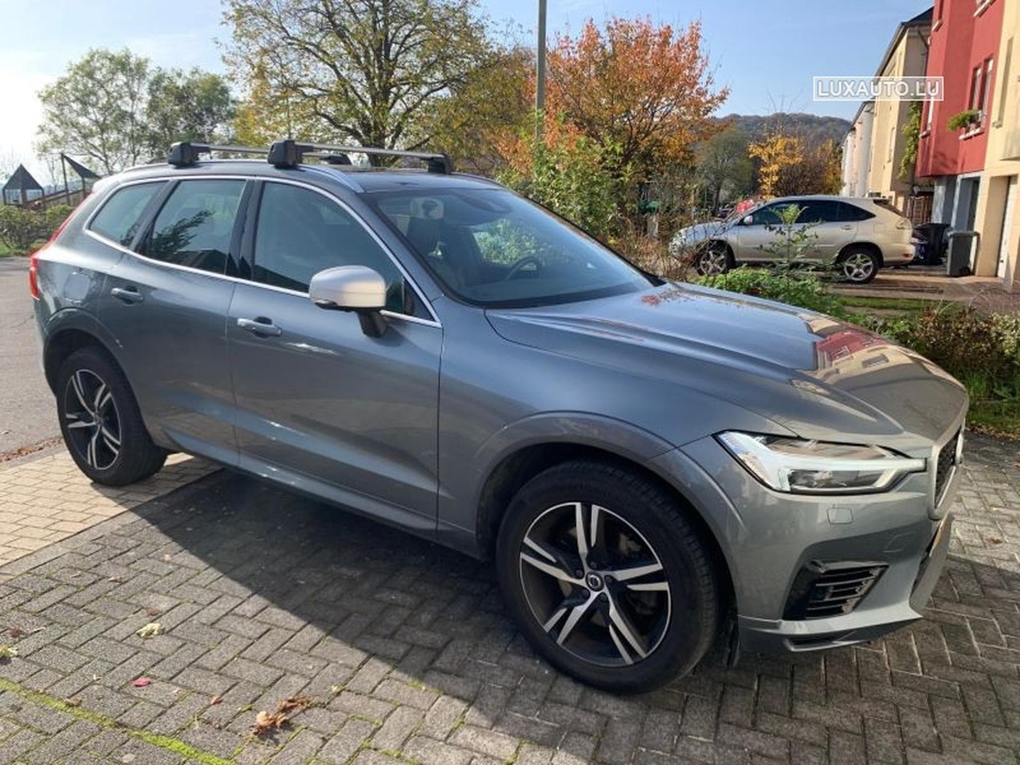 Volvo XC60 2.0 T8 Twin Engine R-Design eAWD Geartronic (2018) - Photo 4