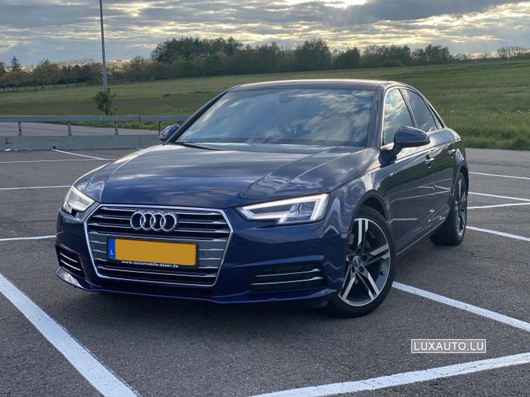 Audi A4 2.0 Tdi S-Line (2016) - Photo 1