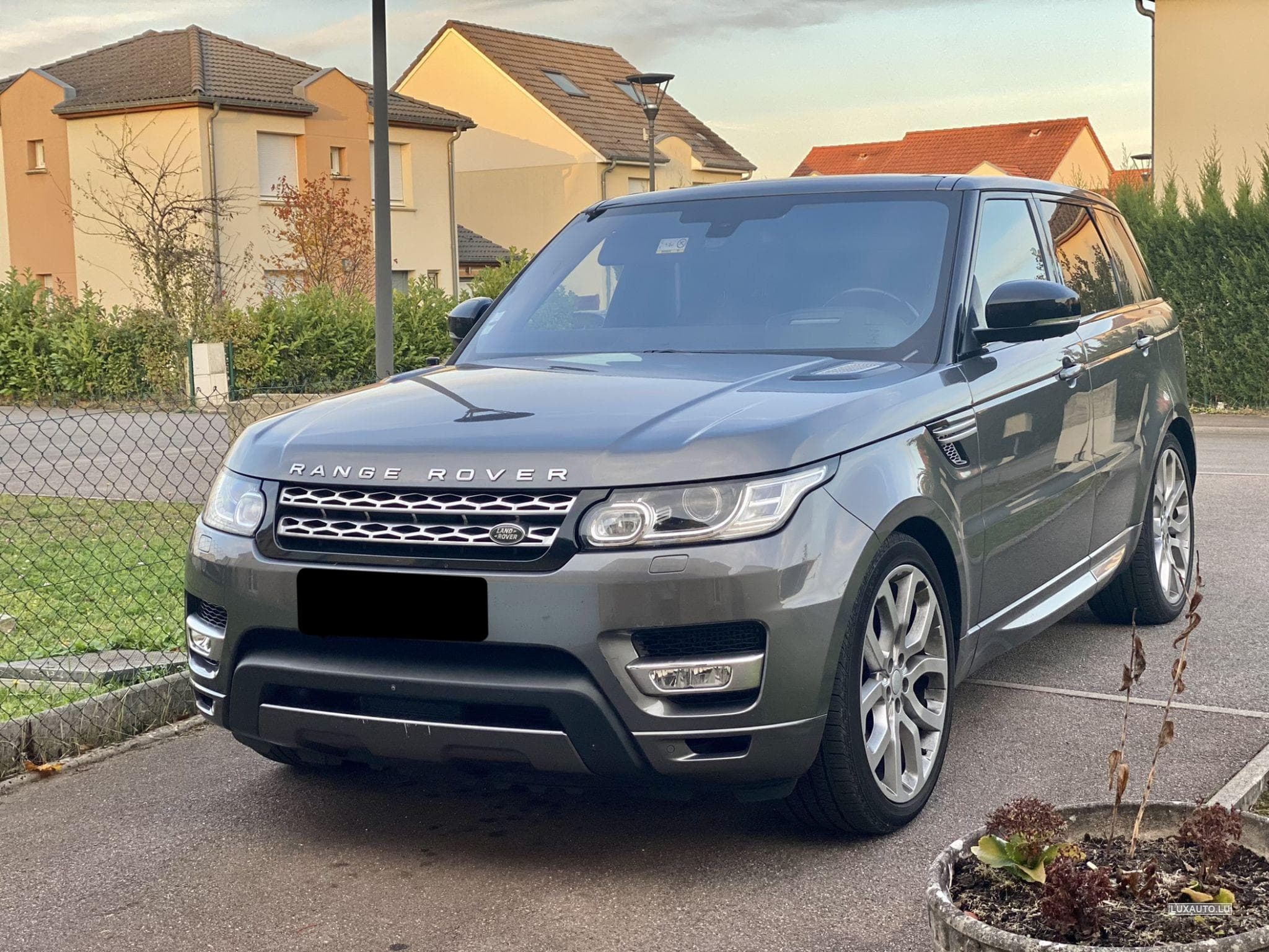 Land-Rover Range Rover Sport 4.4 SDV8 HSE Auto. (2015) - Photo 3