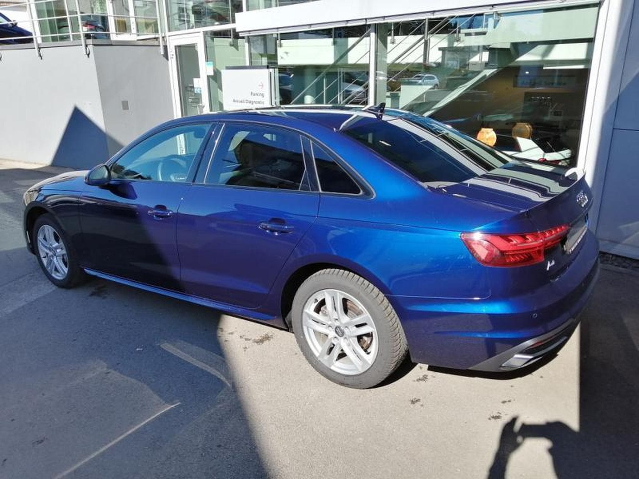 Audi A4 Limousine Advanced 40 TDI s-tr (2020) - Photo 2