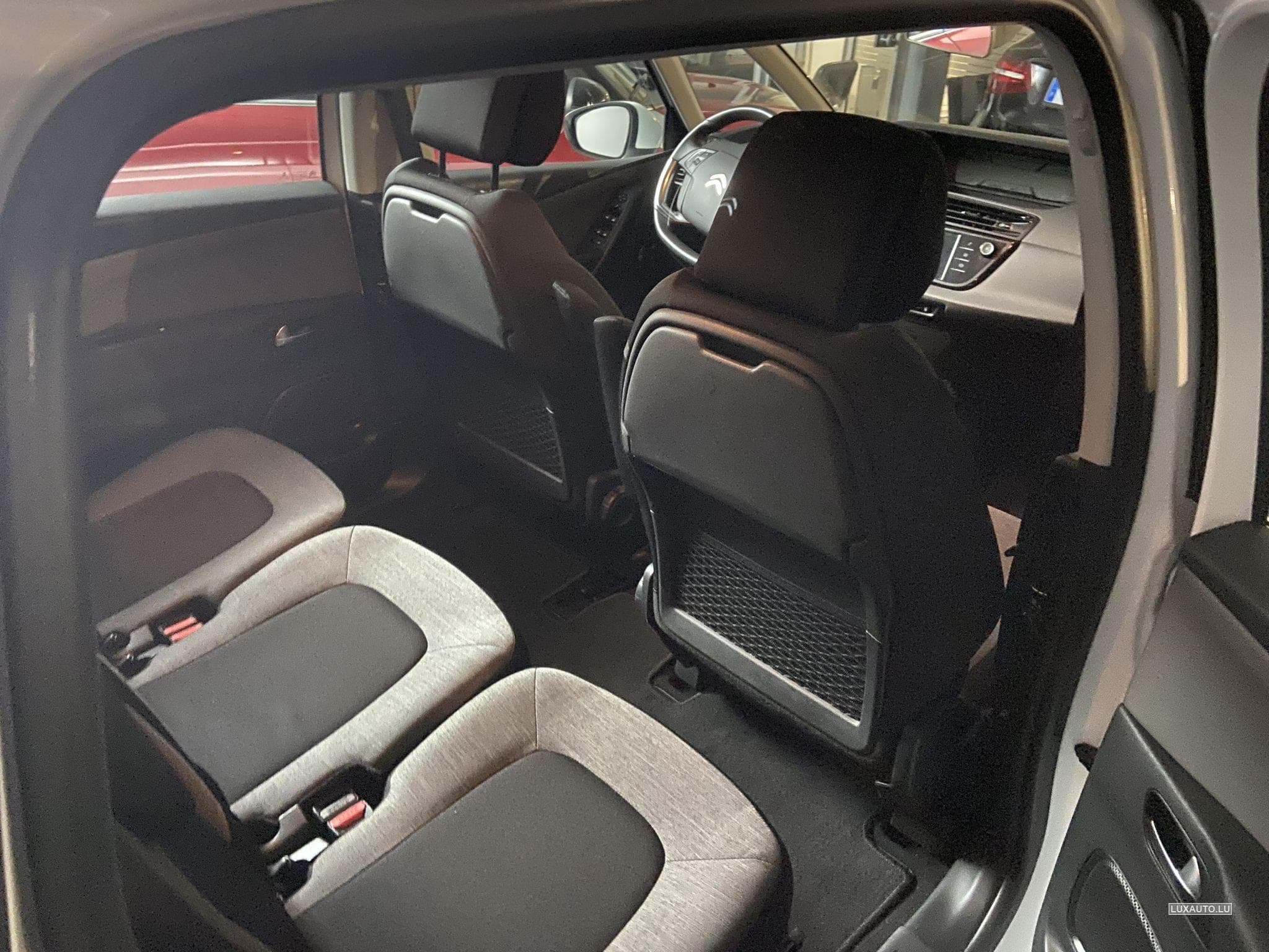 Citroën C4 1.5 BlueHdi 130 Business (2018) - Photo 2