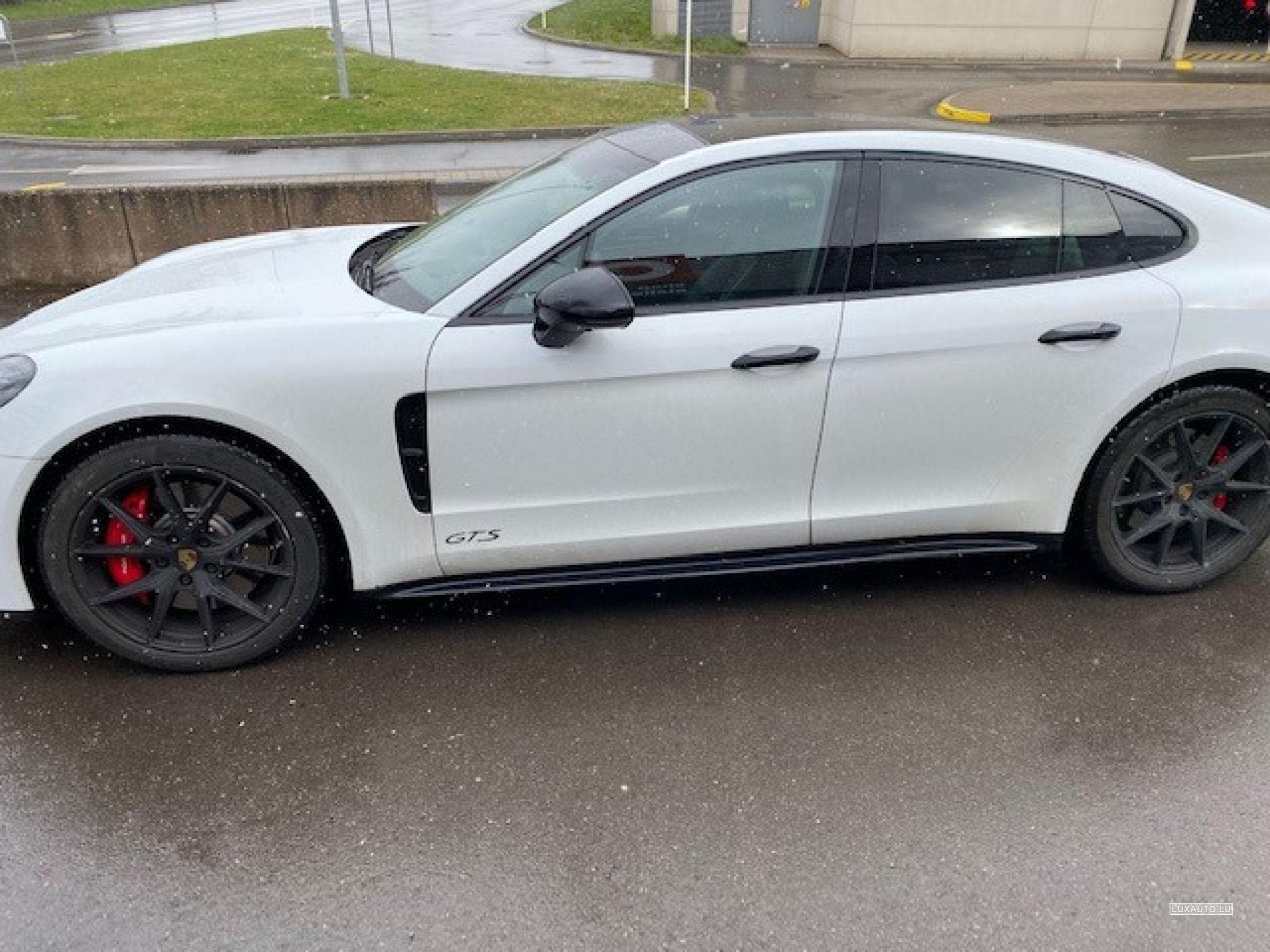 Porsche Panamera 4.0 GTS PDK (2019) - Photo 1
