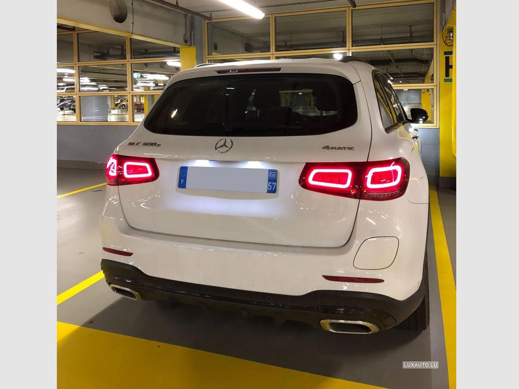 Mercedes GLC 300 300e AMG Line 4Matic 9G-Tronic (2020) - Photo 1