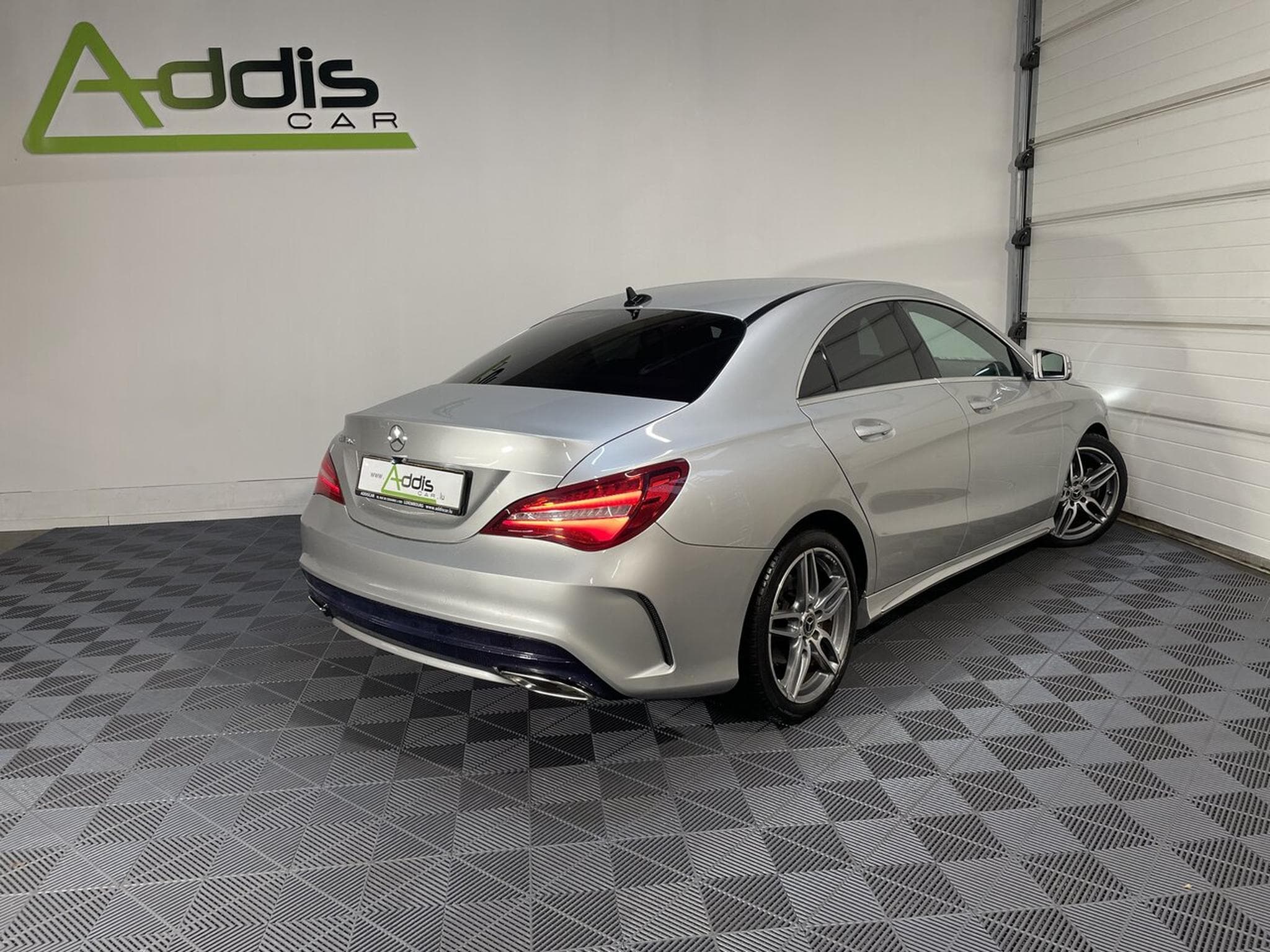 Mercedes CLA 180 110 CV AMG GPS CLA (2018) - Photo 2