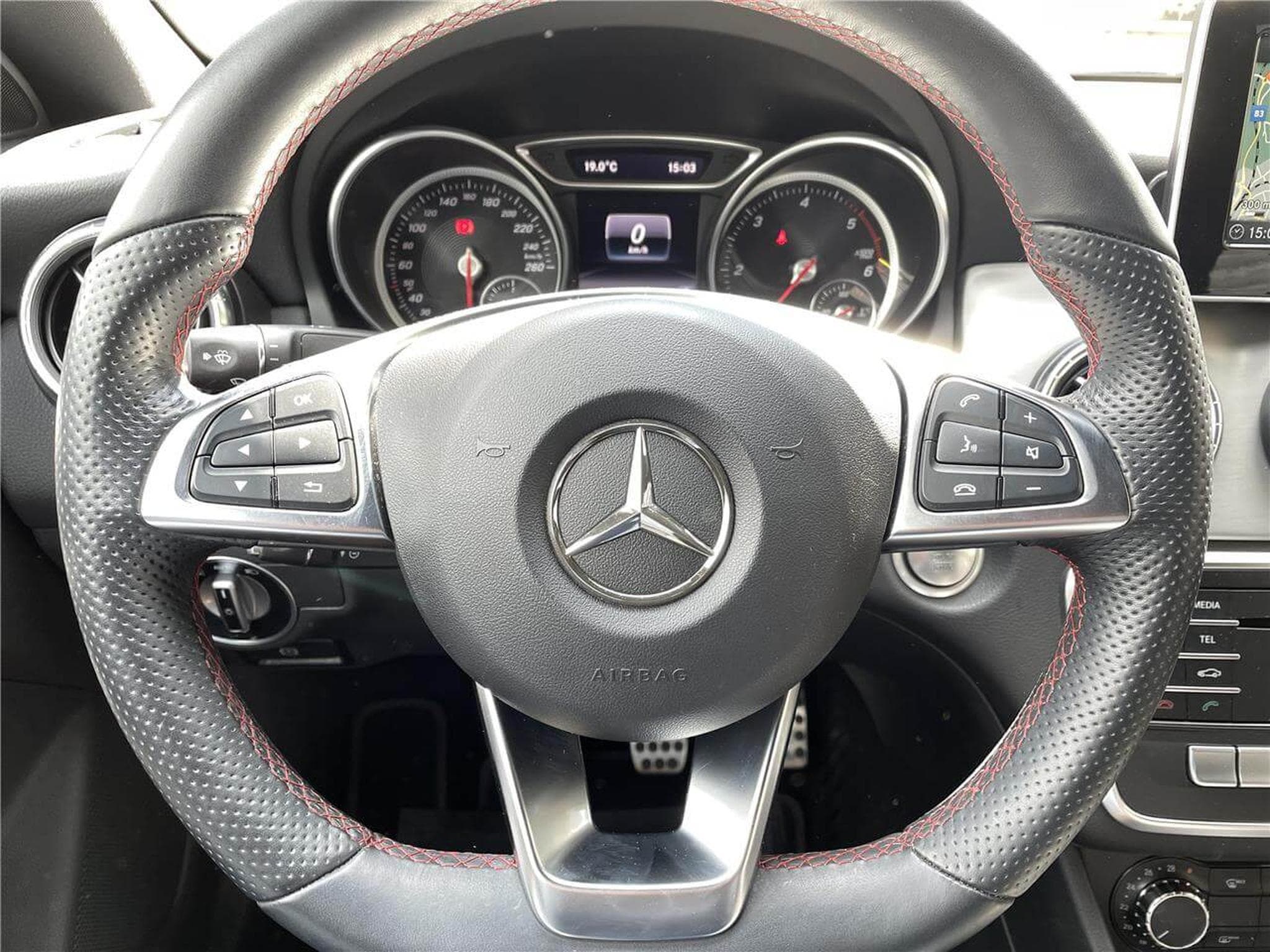 Mercedes CLA 180 110 CV AMG GPS CLA (2018) - Photo 8