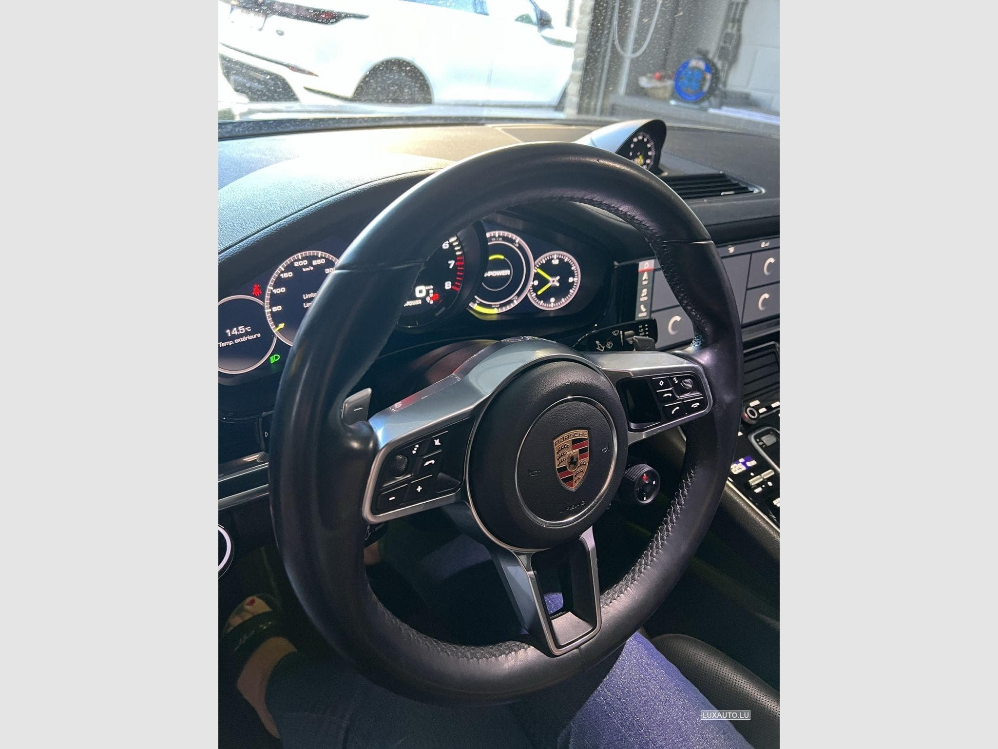 Porsche Panamera 2.9 E-Hybrid 4 PDK (2017) - Photo 2