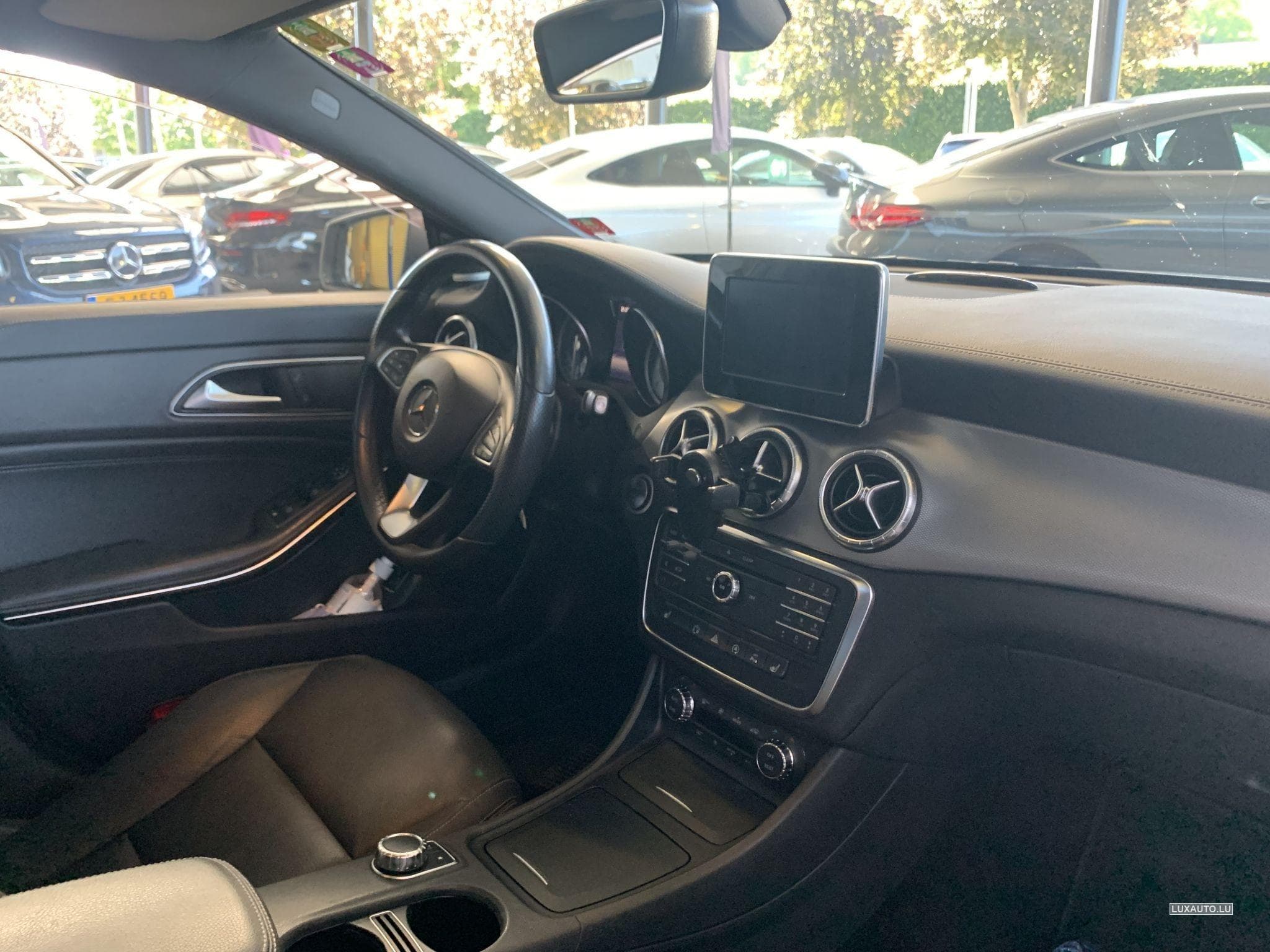 Mercedes CLA 220 Shooting Brake 220 Cdi Urban 7G-DCT (2015) - Photo 14