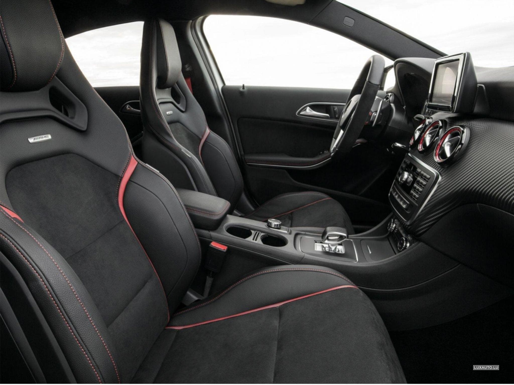 Mercedes A 45 AMG 45 AMG 4Matic 7G-DCT (2016) - Photo 3