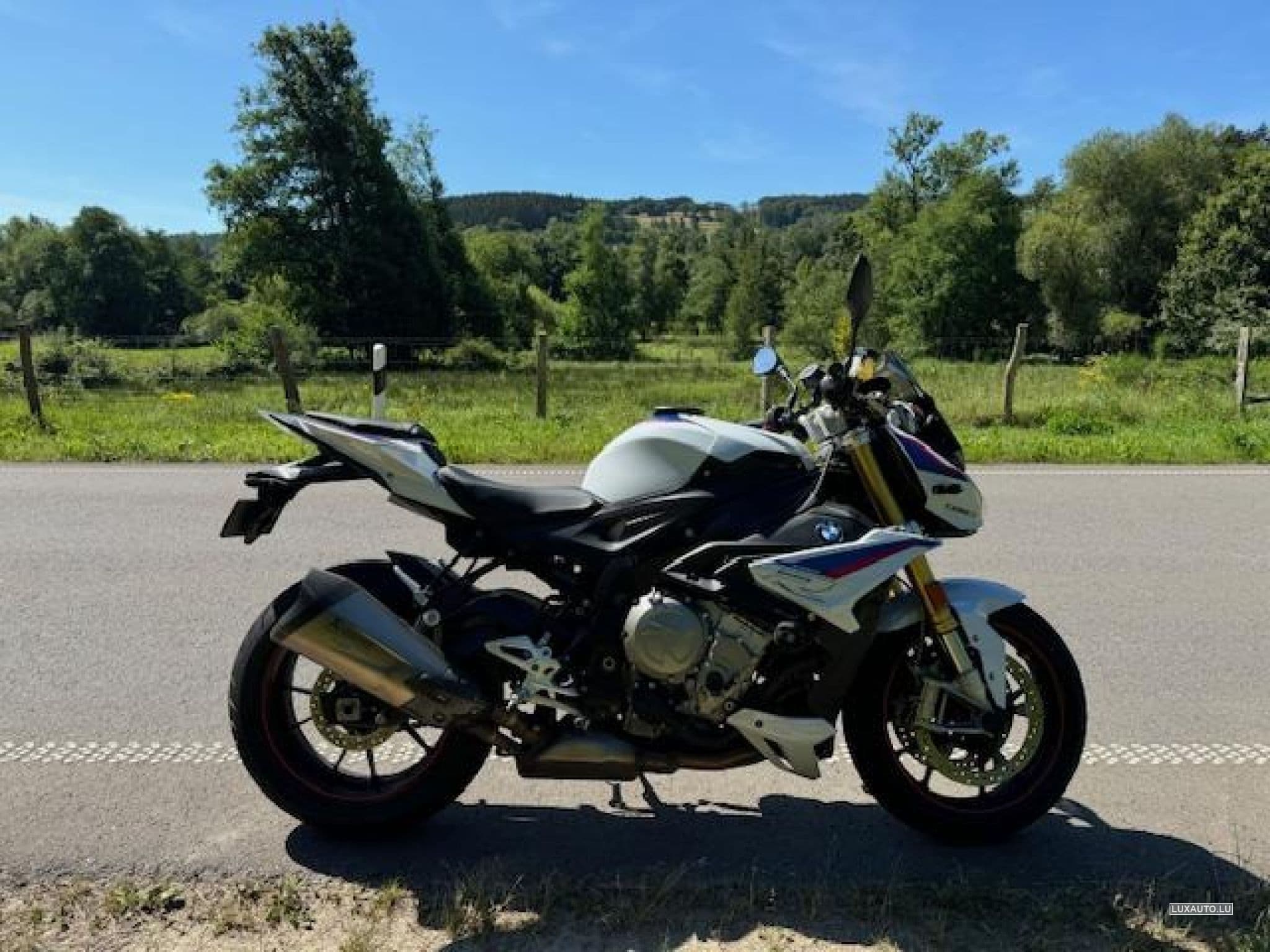 BMW S 580 1000 R (2018) - Photo 1