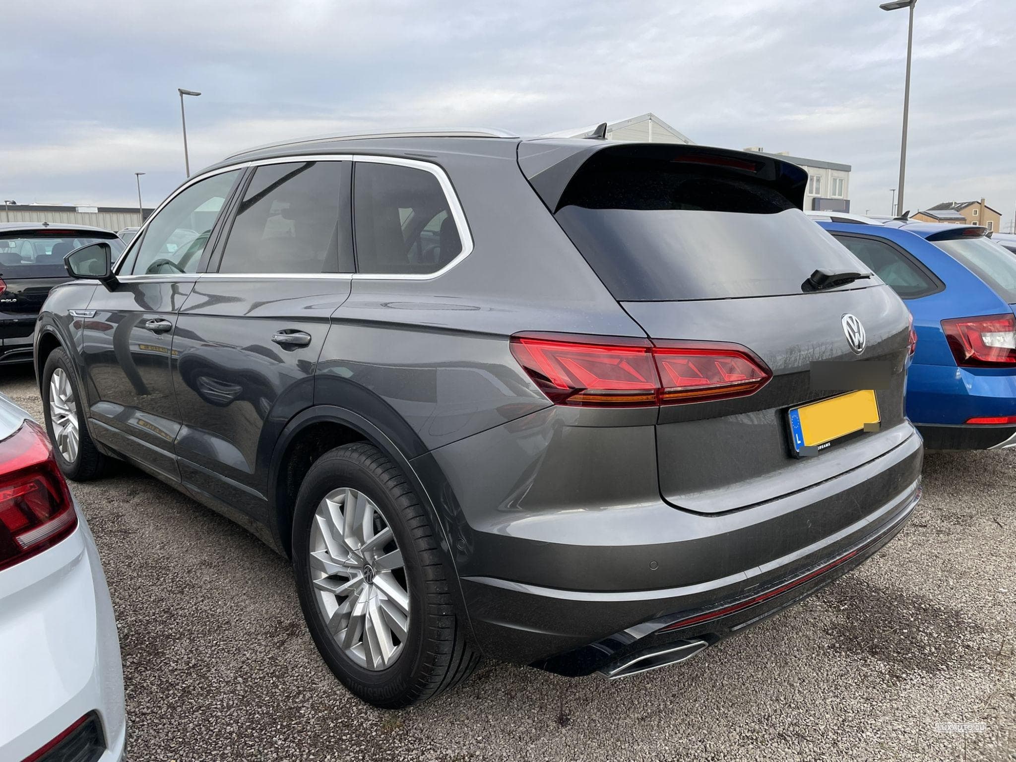 VW Touareg 3.0 Tdi 231 R-Line 4Motion Tiptronic (2020) - Photo 2