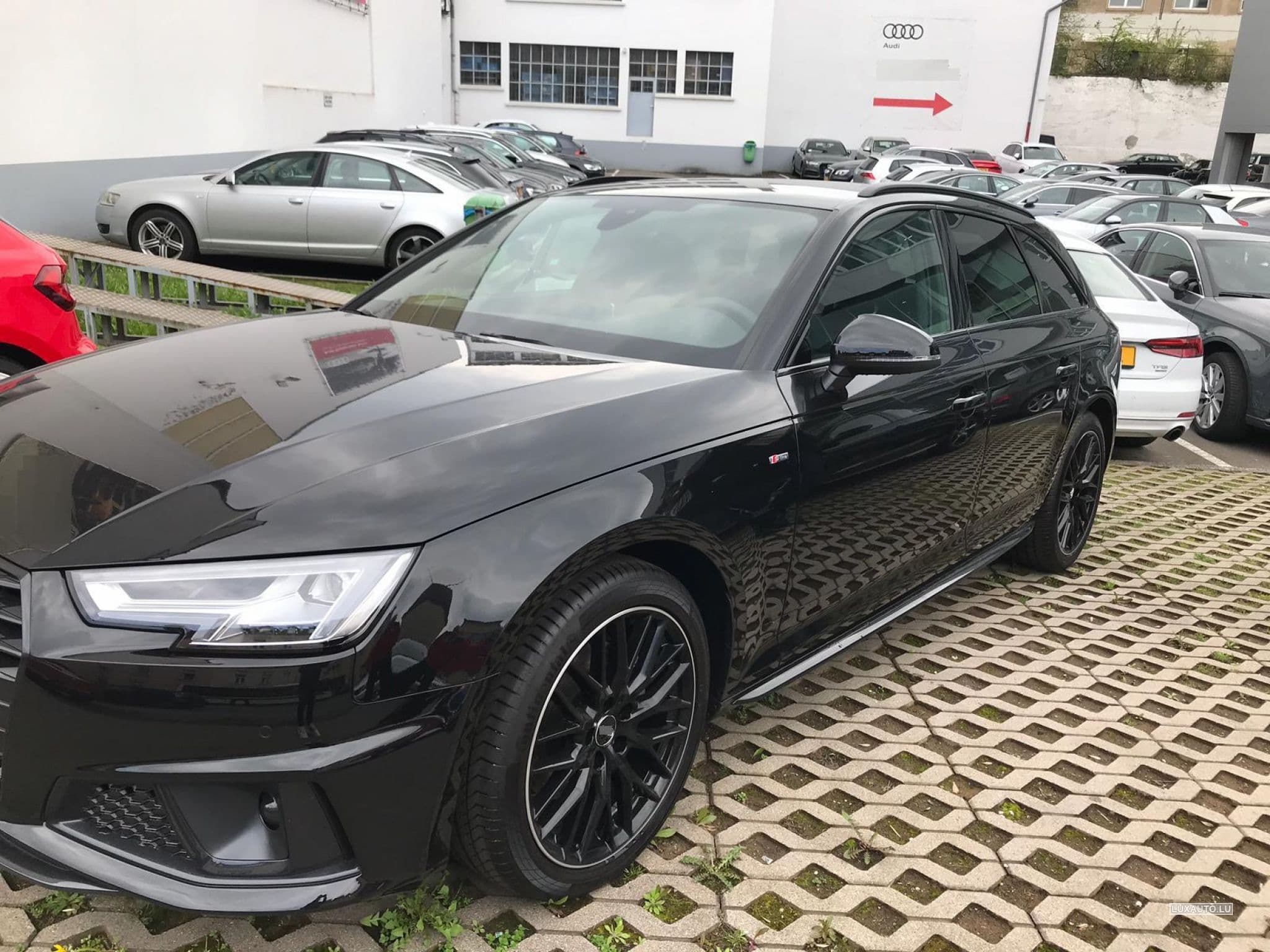 Audi A4 Avant 2.0 Tdi 150 S-Tronic (2019) - Photo 1