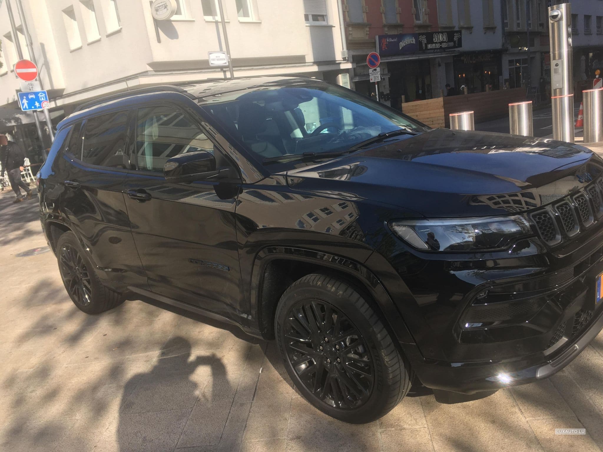 Jeep Compass 1.3 Hybrid PHEV 4x4 Auto. (2022) - Photo 1