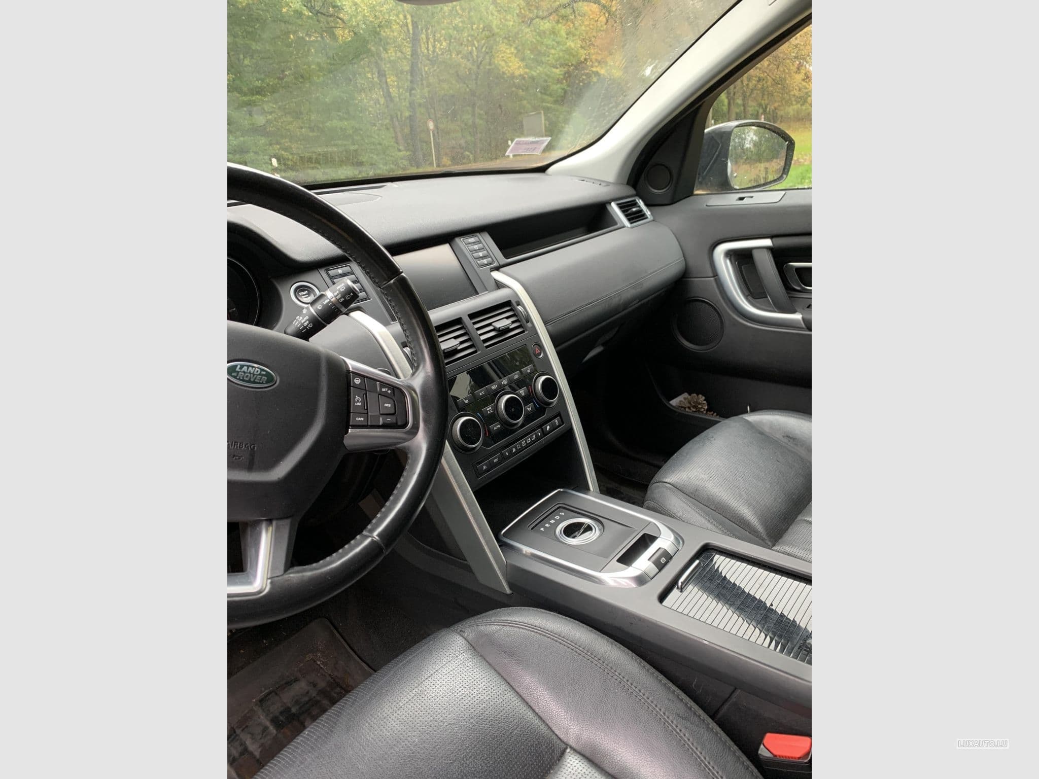 Land-Rover Discovery Sport 2.2 SD4 HSE 4WD Auto. (2015) - Photo 2