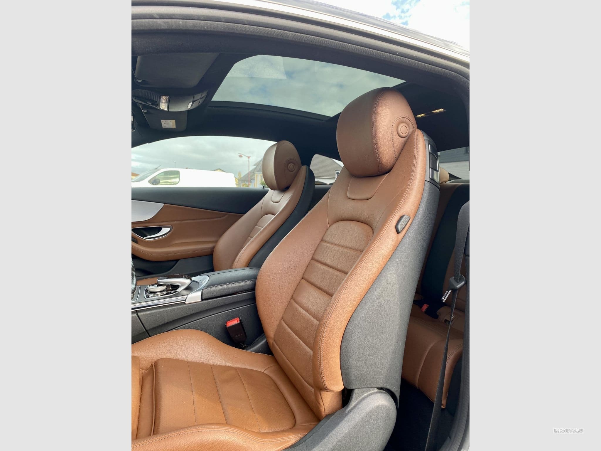 Mercedes C 220 Coupé 220 d AMG Line 9G-Tronic (2017) - Photo 4