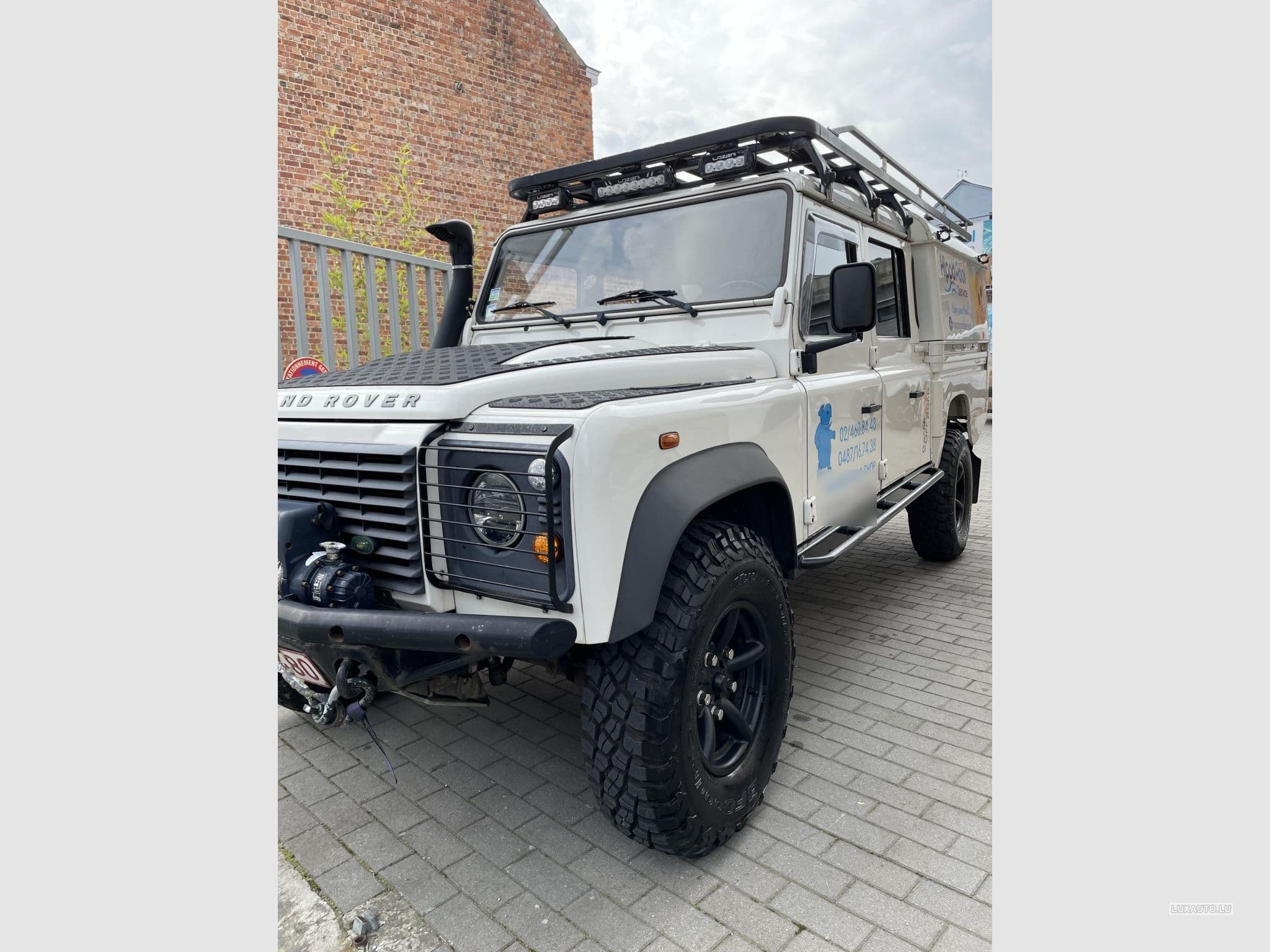 Land-Rover Defender (2010) - Photo 1