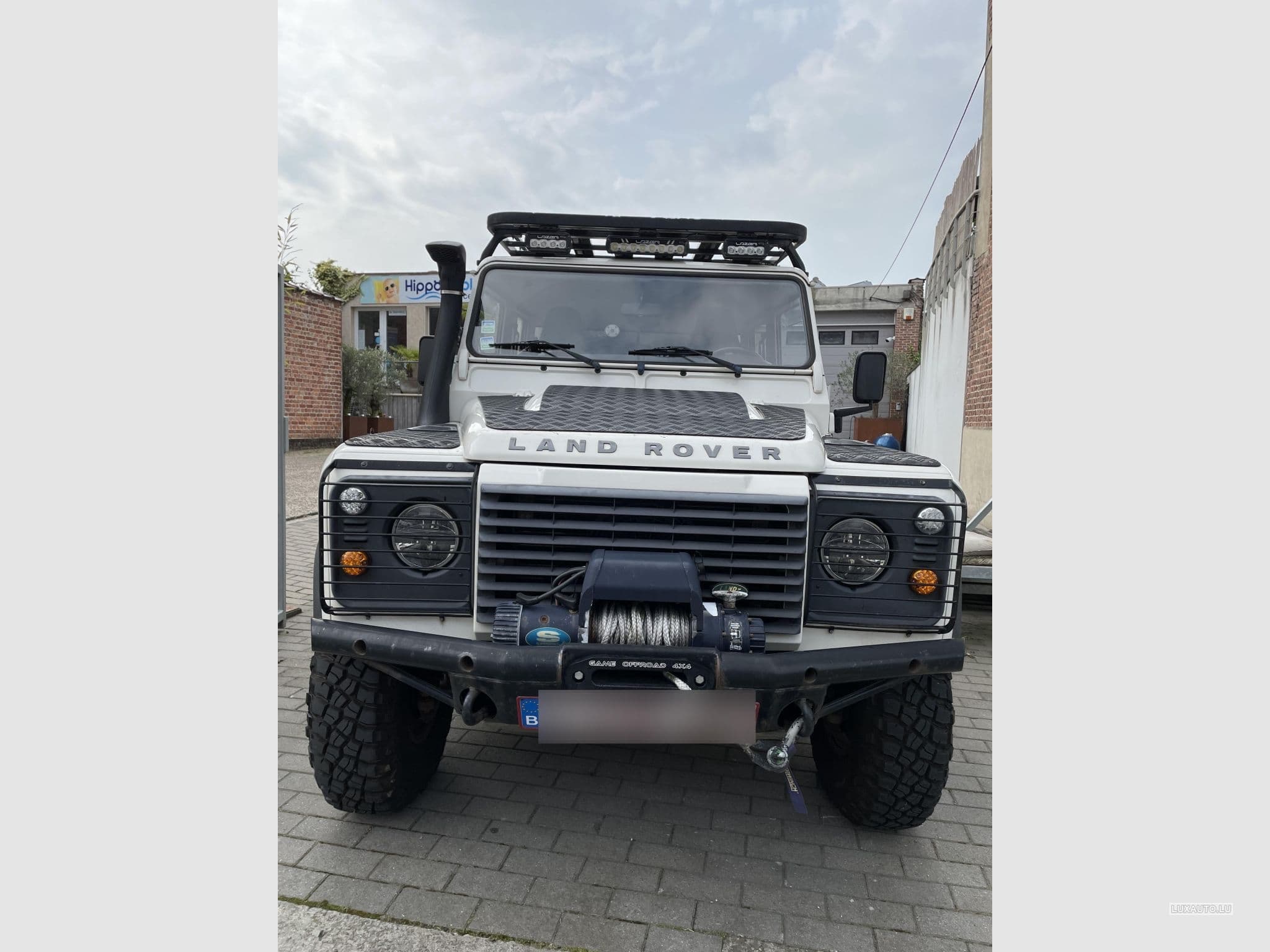 Land-Rover Defender (2010) - Photo 7