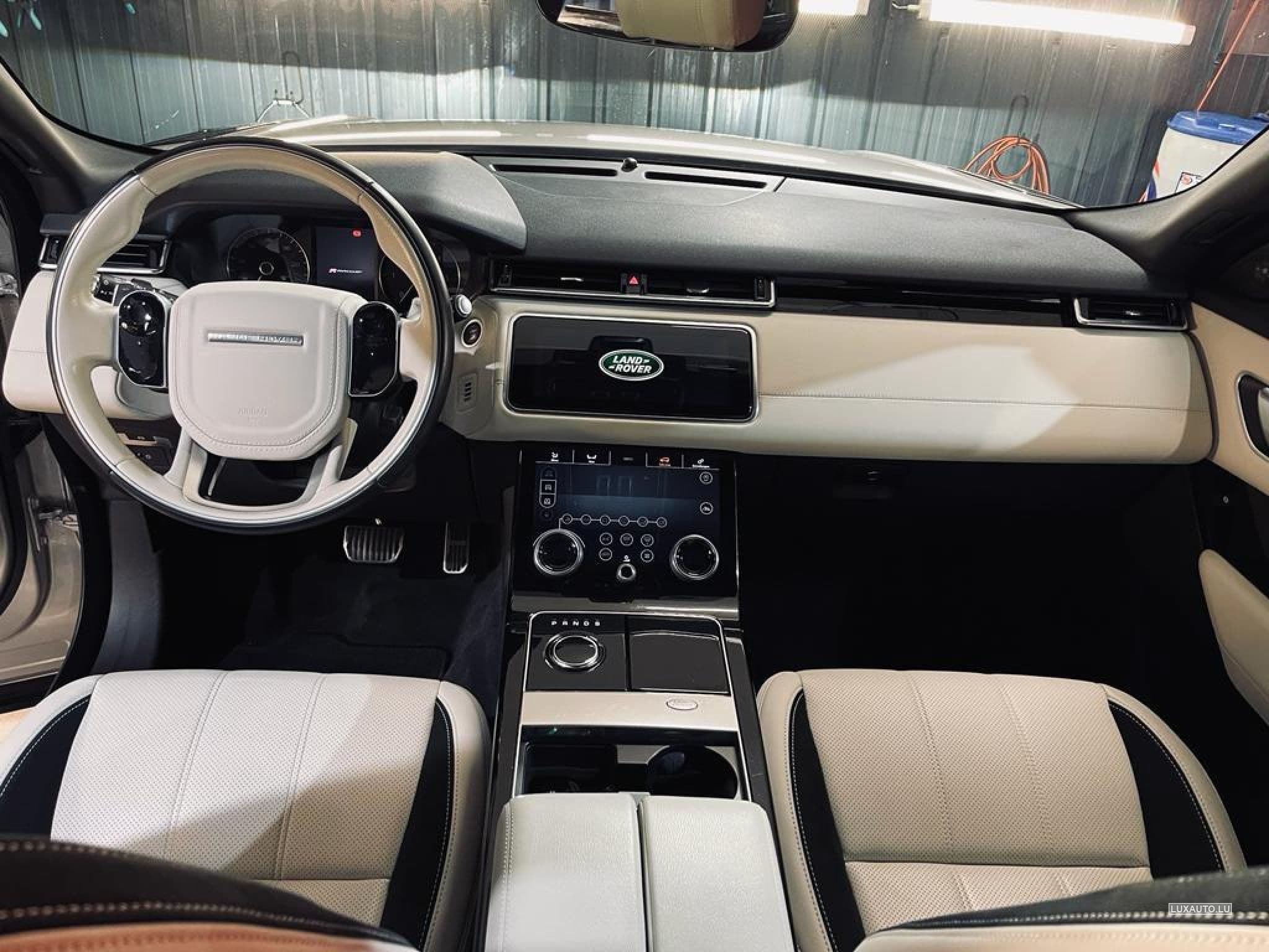Land-Rover Range Rover Velar S R-DYNAMIC 3L (2018) - Photo 9
