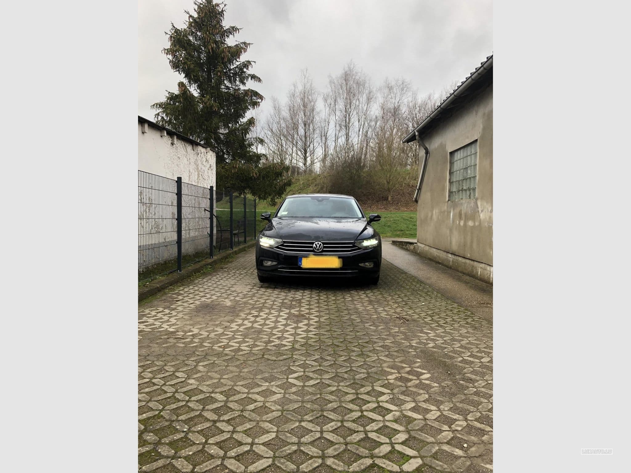 VW Passat (2019) - Photo 1