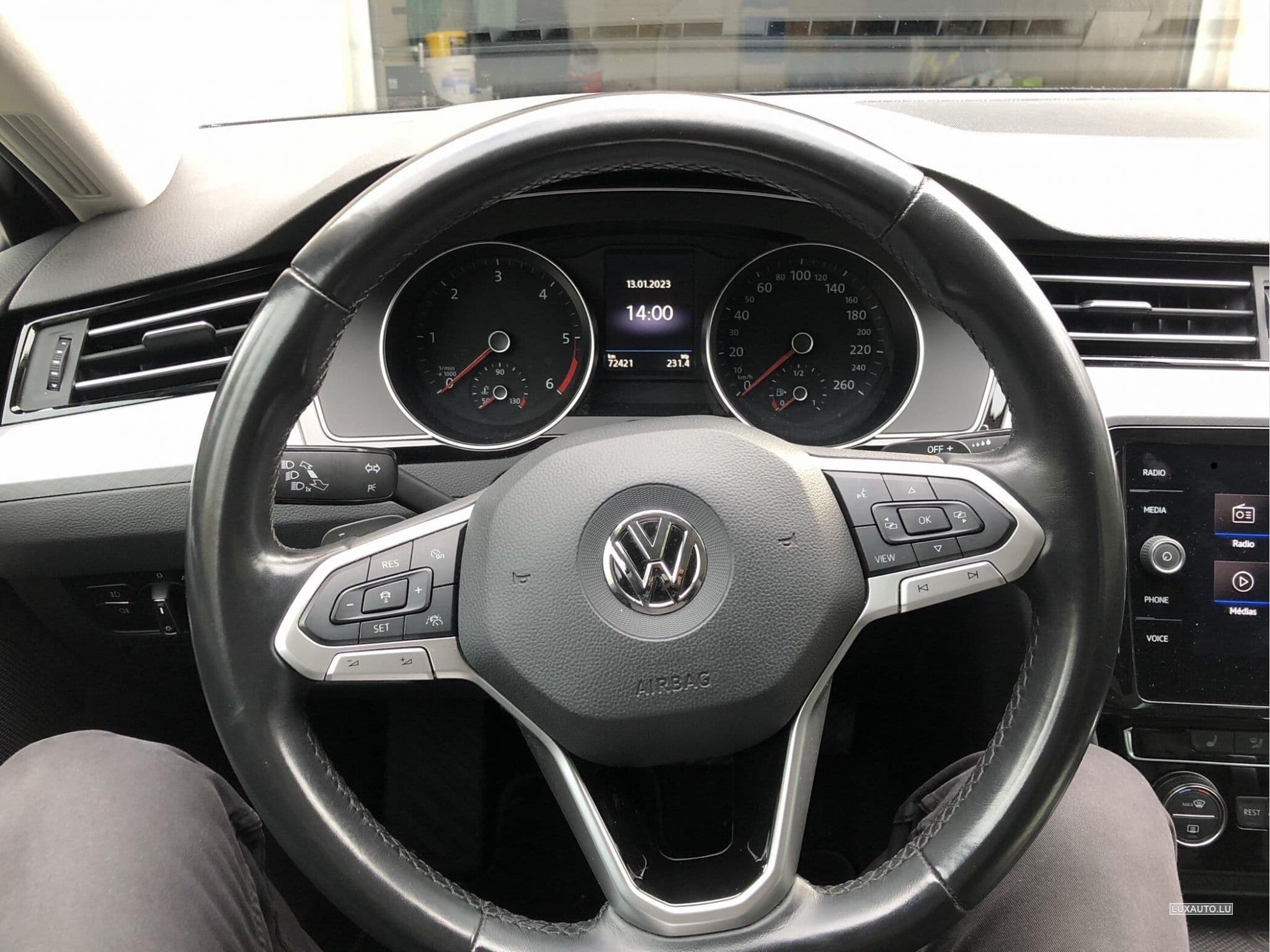 VW Passat (2019) - Photo 2