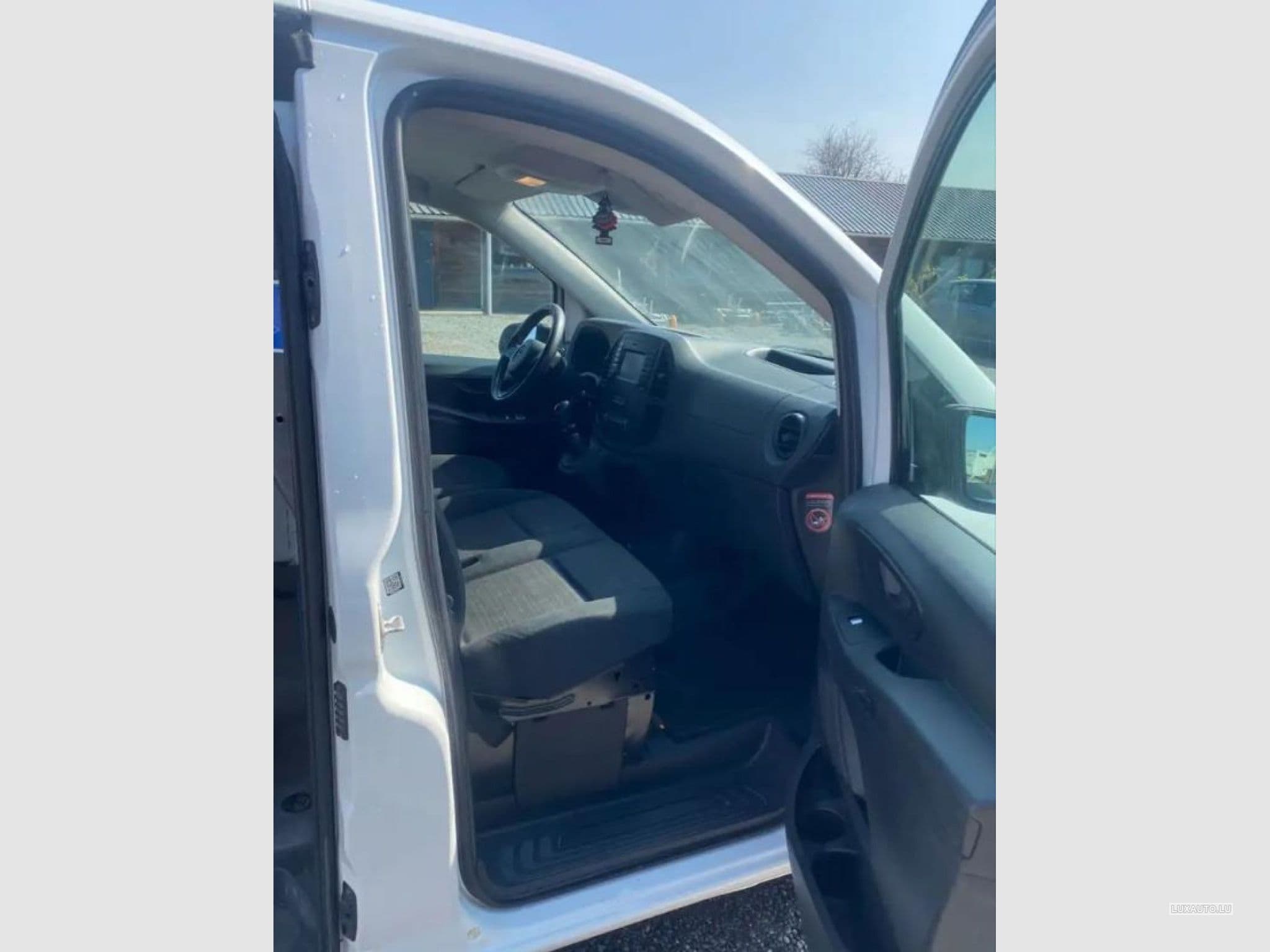 Mercedes Vito (2015) - Photo 3