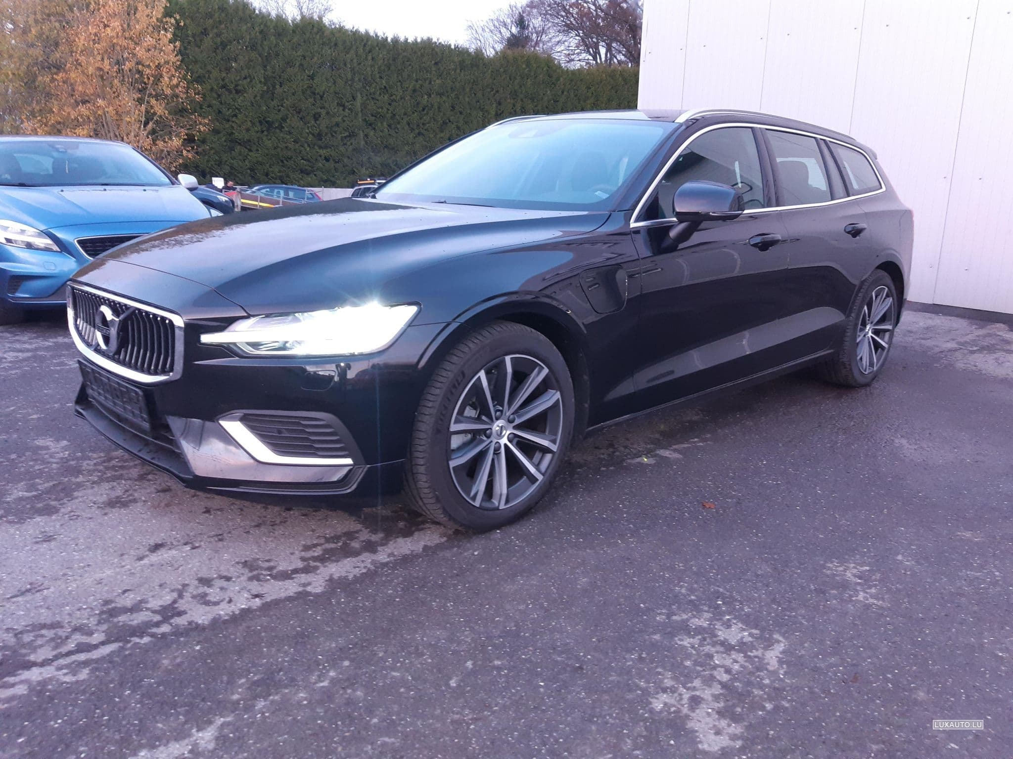 Volvo V60 T6 hybride inscription expression (2022) - Photo 2